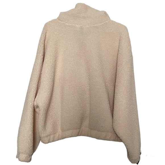 Universal Threads Cream Sherpa Pullover Sweater - Picture 2 of 5